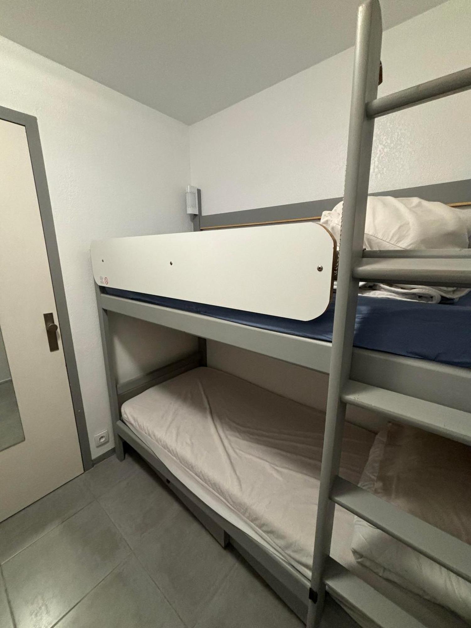 Appartement Studio 4 Personnes Dans Residence Avec Piscine กีเบอรง ภายนอก รูปภาพ