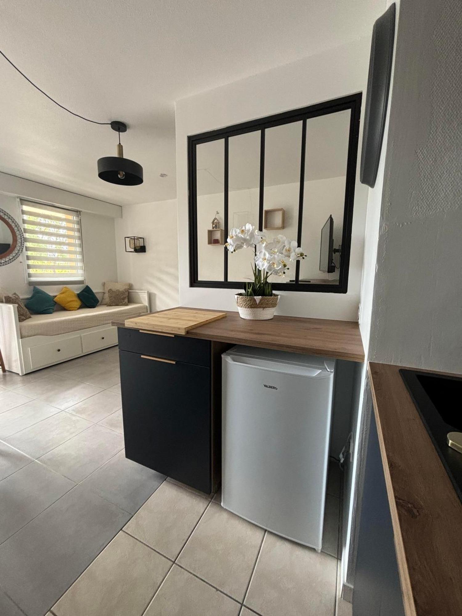 Appartement Studio 4 Personnes Dans Residence Avec Piscine กีเบอรง ภายนอก รูปภาพ