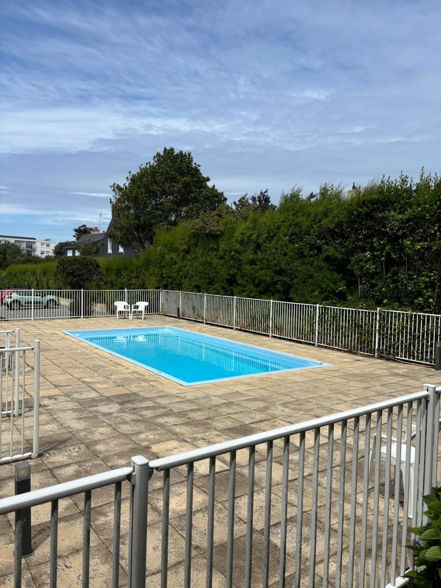 Appartement Studio 4 Personnes Dans Residence Avec Piscine กีเบอรง ภายนอก รูปภาพ